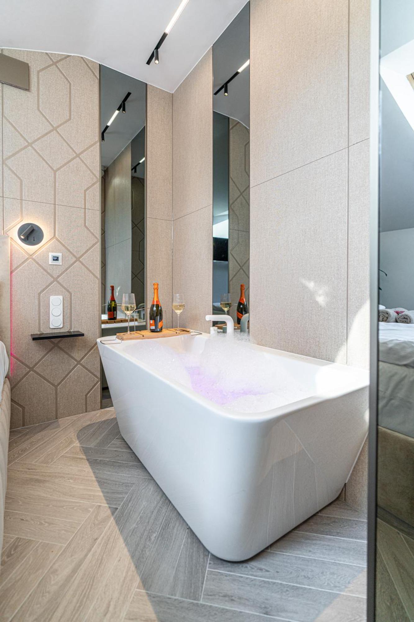 Apartament Dasto Jacuzzi Old Town Cracow