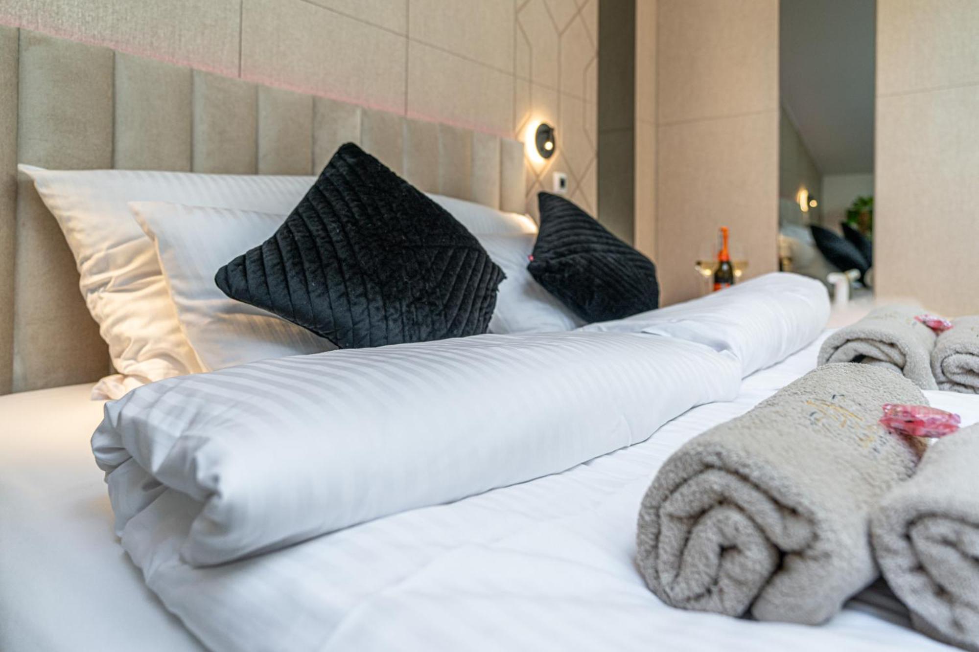 Dasto Jacuzzi Old Town Cracow Apartament *